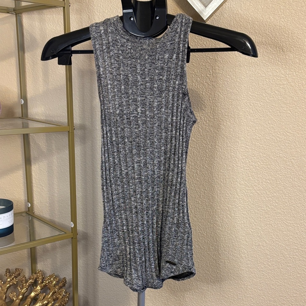Hollister Gray Ribbed Tank Top‎